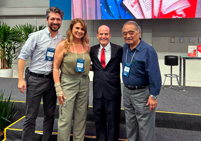 FLUXO participa de evento com guru Ron Kaufman